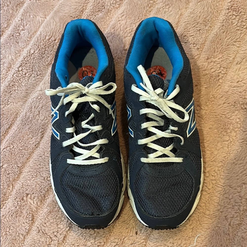 New Balance Blue Sneakers Men’s size 10 - Picture 2 of 8